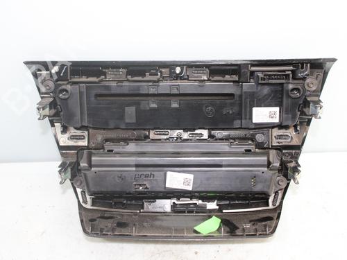 Switch BMW X1 (F48) xDrive 18 d | BP17536784I30 