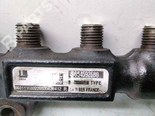 Used Injection rail Injection rail PEUGEOT 307 (3A/C) 1.6 HDi 110 (109 hp) 8572641 8572641