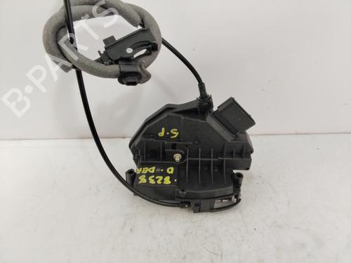 Used Front right lock FORD FOCUS III Saloon 1.6 Ti (125 hp) 23934519
