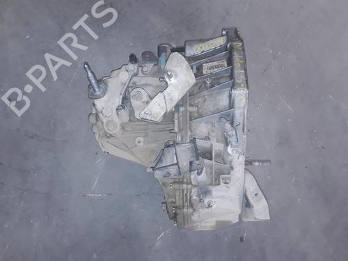 Used Gearbox DACIA DUSTER (HS_) 1.5 dCi 4x4 (107 hp) 8923988
