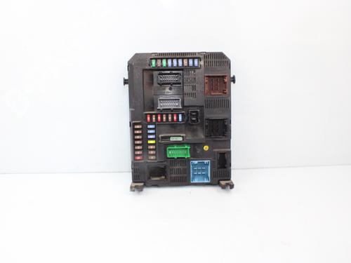 Used Fuse box CITROËN C-ELYSEE (DD_) 1.2 VTi 72 (DDHMY0) (72 hp) 15905691