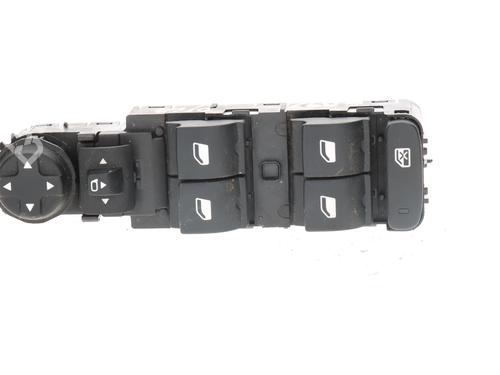 BP30138295I27 main image