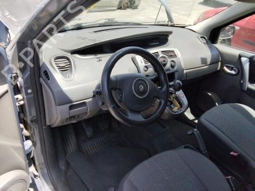Engine control unit (ECU) RENAULT SCÉNIC II (JM0/1_)  | BP27215498M57 