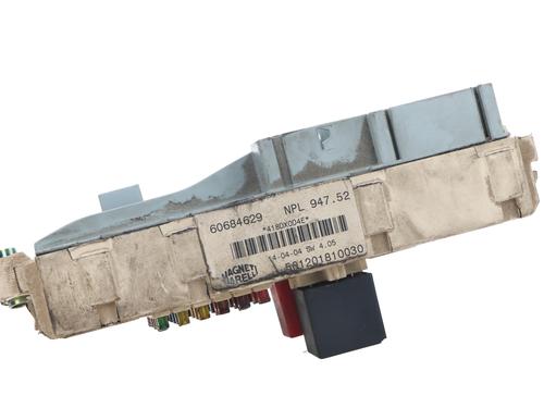 Fuse box ALFA ROMEO GT (937_) 1.9 JTD (937CXN1B) | BP32203228E1