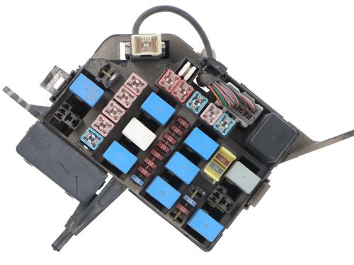 Used Fuse box Fuse box HYUNDAI ACCENT II (LC) 1.3 (84 hp) 33694379 33694379