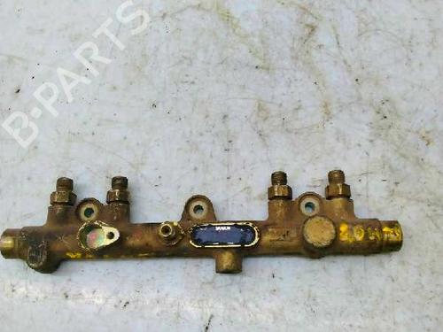 Used Injection rail CITROËN XSARA Break (N2) 2.0 HDI 90 (90 hp) 8573843