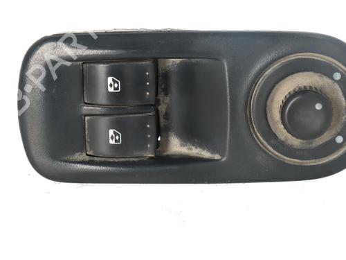 Used Left front window switch Left front window switch NISSAN PRIMASTAR Van (X83) [2002-2026] 33201561 33201561