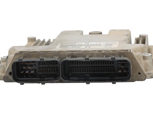 Centralita motor TOYOTA YARIS (_P9_) [2005-2014]  30687817