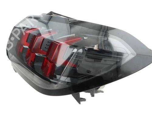 Used Right taillight Right taillight PEUGEOT 208 II (UB_, UP_, UW_, UJ_) 1.5 BlueHDI 100 (102 hp) 39100130 39100130