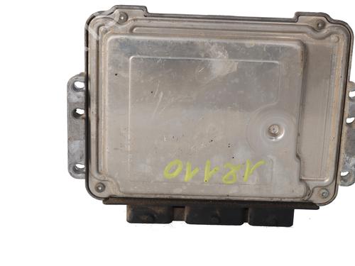 engine-control-unit-ecu-renault-scenic-ii-jm01_-2003-2004-2005-2006-2007-2008-2009-2010-37294734 main image