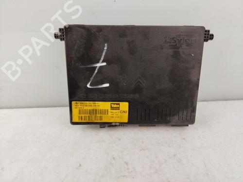 Boîte à Fusibles CITROËN XSARA (N1) [1997-2005]  23271936