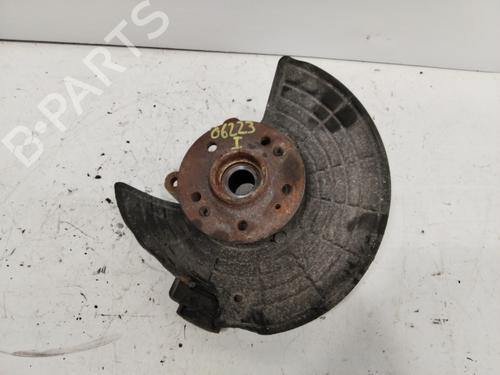 Achsschenkel links vorne für MERCEDES-BENZ M-CLASS (W163) [1998-2005]  26004861