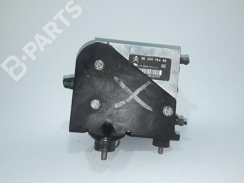 Used ABS pump ABS pump CITROËN XANTIA (X1_, X2_) 2.0 HDI 109 (109 hp) 10626676 10626676