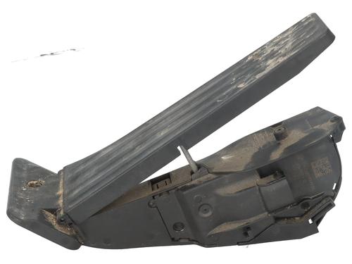 Used Pedal BMW 2 Gran Tourer (F46) 220 d (190 hp) 31972954