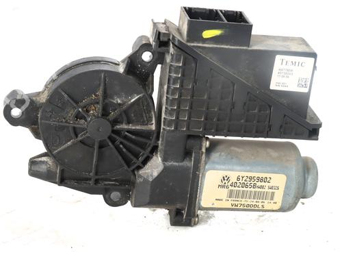 Fensterhebermotor vorne links für VW TRANSPORTER T5 Bus (7HB, 7HJ, 7EB, 7EJ) [2003-2016]  32095388