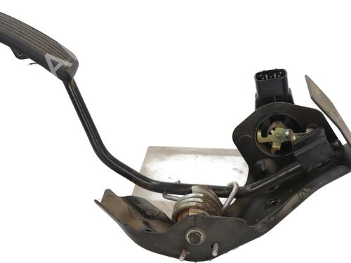 Used Pedal TOYOTA AVENSIS Estate (_T25_) 2.2 D-4D (ADT251_, ADT251R) (150 hp) 31924022