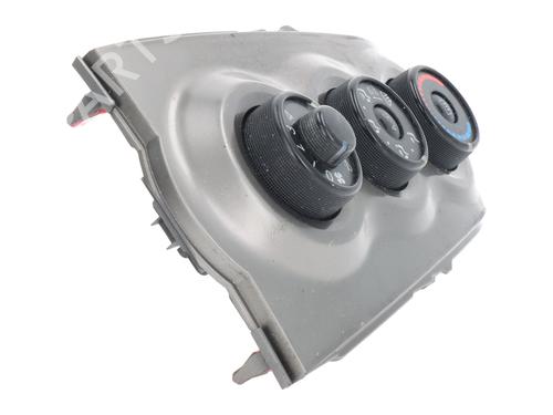 Commande Chauffage TOYOTA YARIS (_P9_) | BP30926878I5