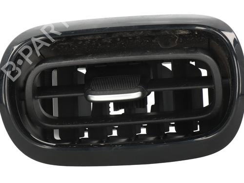 Luftventilen TOYOTA YARIS CROSS (MXP_) [2020-2025]  30739028