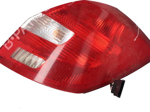 Used Right taillight Right taillight 37413810 37413810
