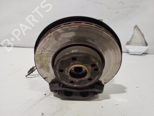 Used Right front steering knuckle MERCEDES-BENZ VITO / MIXTO Van (W639) [2003-2025]  30689501