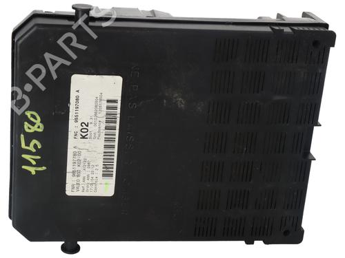 Fuse box PEUGEOT 307 Break (3E) 2.0 HDI 110 | BP34398661E1 - Image 3