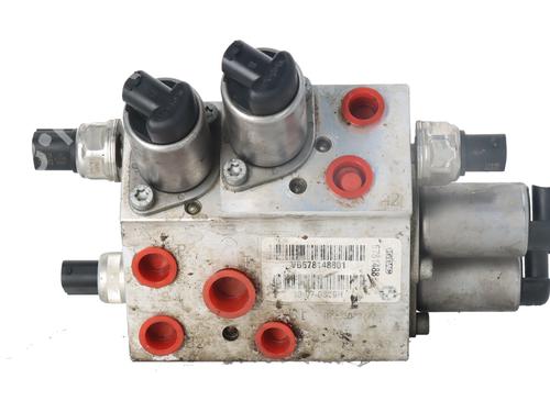 Used Steering pump Steering pump BMW 5 (E60) 530 d (235 hp) 32986549 32986549