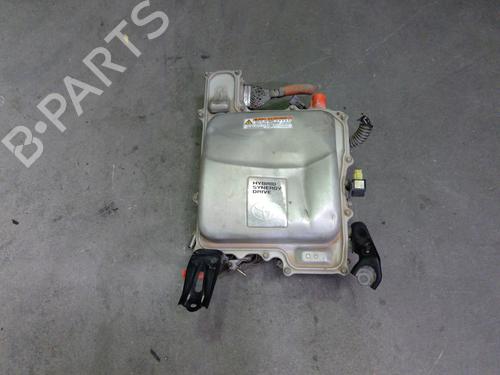 Used Electronic module TOYOTA PRIUS Liftback (_W2_) 1.5 Hybrid (NHW20_, NHW20R) (112 hp) 10647303