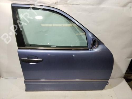 Used Right front door MERCEDES-BENZ E-CLASS (W210) E 290 Turbo-D (210.017) (129 hp) 30604813