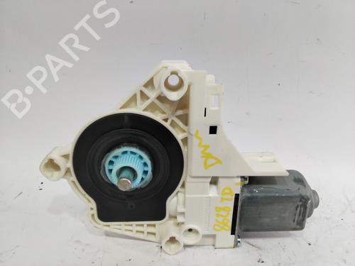 Used Right rear window motor AUDI Q5 (8RB) 2.0 TDI (143 hp) 24991022