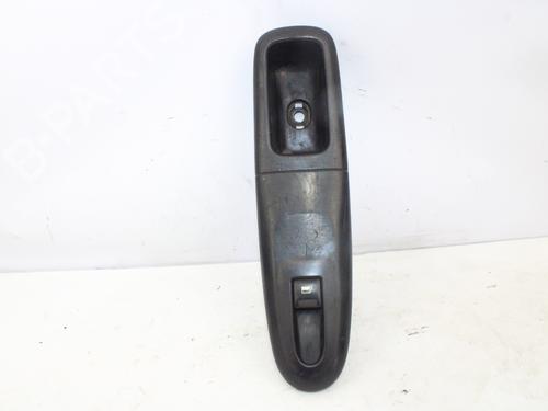 Used Right front window switch PEUGEOT 406 (8B) [1995-2005]  15203256