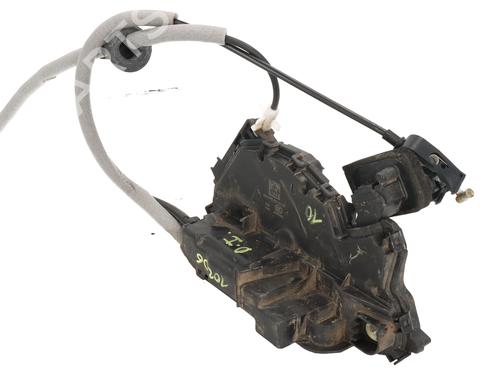 front-left-lock-skoda-karoq-nu7-nd7-2017-31604989 main image