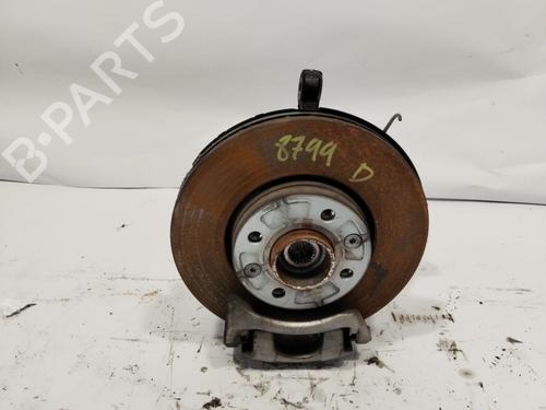 Used Right front steering knuckle RENAULT CLIO V (B7_) [2019-2025]  25453832