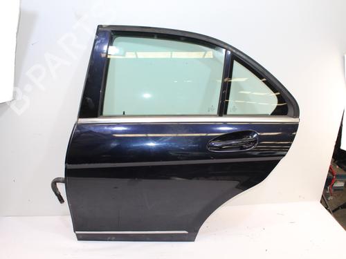 Used Left rear door MERCEDES-BENZ C-CLASS (W204) [2007-2015]  13533639