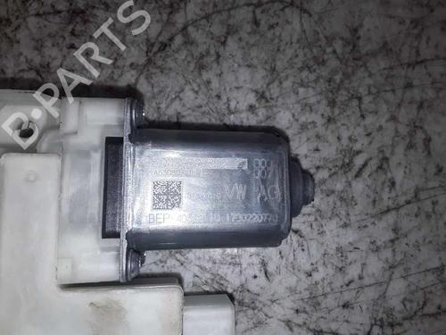 Rudehejsemotor bagstkærm højre VW GOLF VII Variant (BA5, BV5)  | BP8575524E22 