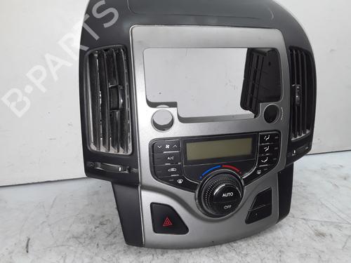 Climate control HYUNDAI i30 Estate (FD) 1.6 CRDi | BP8579518I5 