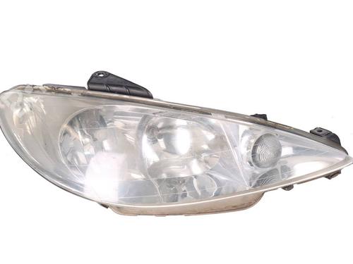 Højre forlygte Højre forlygte PEUGEOT 206 Hatchback (2A/C) 1.4 16V (88 hp) 39752340 39752340