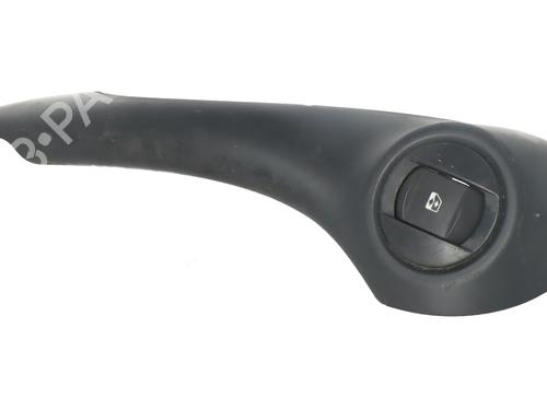 Used Right front window switch Right front window switch RENAULT CLIO III (BR0/1, CR0/1) 1.5 dCi (BR17, CR17) (86 hp) 33398514 33398514