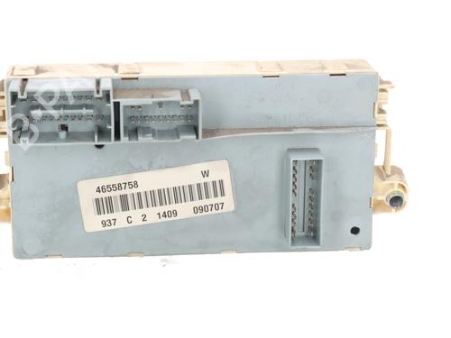 Used Fuse box ALFA ROMEO GT (937_) 1.9 JTD (937CXN1B) (150 hp) 31624208
