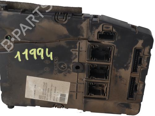 Used Fuse box Fuse box 36935682 36935682