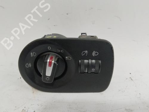 Used Headlight switch SEAT LEON (1P1) [2005-2013]  27605550