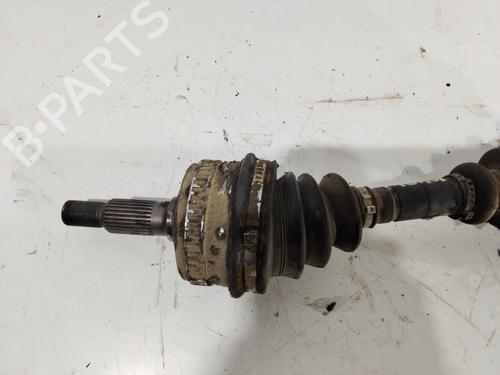 Right front driveshaft MERCEDES-BENZ VITO Van (W638) 112 CDI 2.2 (638.094) | BP30717964M39