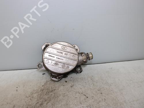 Used Vacuum pump RENAULT MASTER II Van (FD) [1997-2013]  19422379