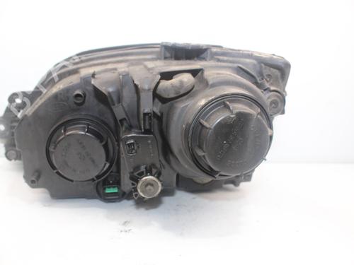 Right headlight KIA SORENTO I (JC) 2.5 CRDi 4WD | BP17432493C29 