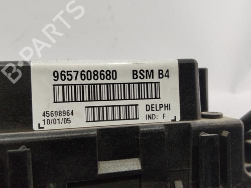 Fuse box PEUGEOT 307 CC (3B)  | BP26701233E1 