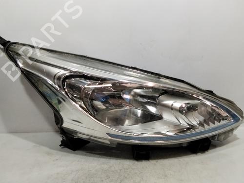 Used Right headlight NISSAN NV200 Van [2010-2025]  30102386