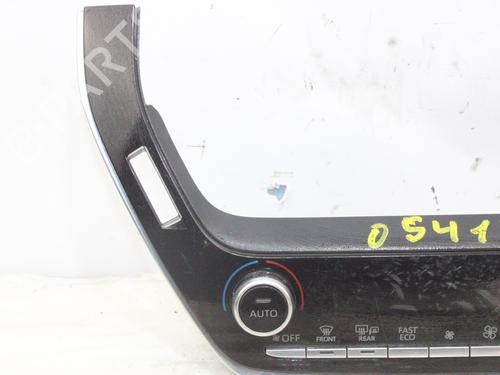 Climate control TOYOTA COROLLA Hatchback (_E21_, _EA1_, _EH1_) 1.8 Hybrid (ZWE211) | BP15837332I5 