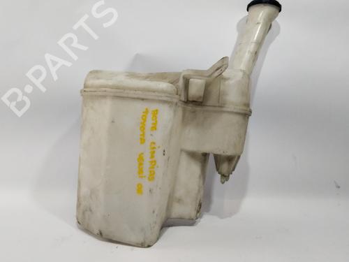 Used Windscreen washer tank TOYOTA AVENSIS (_T25_) [2003-2008]  29795566