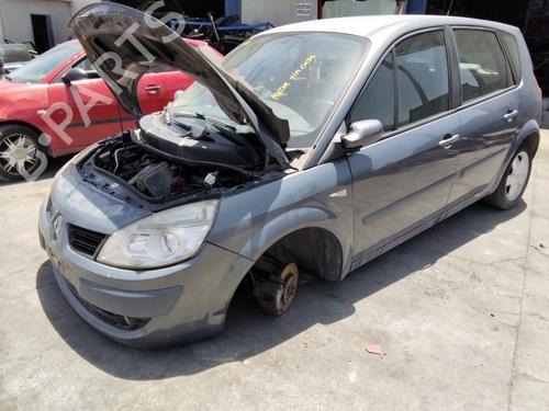 Engine control unit (ECU) RENAULT SCÉNIC II (JM0/1_)  | BP27215498M57 