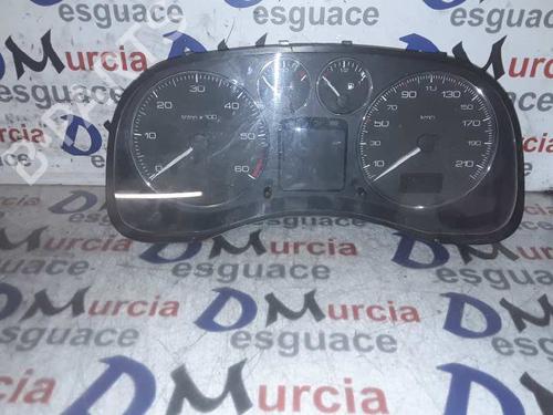 Used Instrument cluster PEUGEOT 307 (3A/C) [2000-2012]  8554603