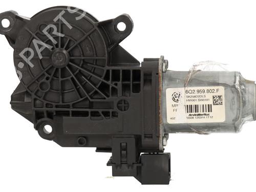 Used Left front window motor SKODA ROOMSTER (5J7) [2006-2015]  29588390